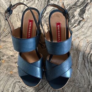 UNIONBAY Blue Sandals Crisscross Slingback